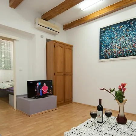 Tomic A-5 * לובראן