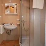 Tomic A-5 Apartament *