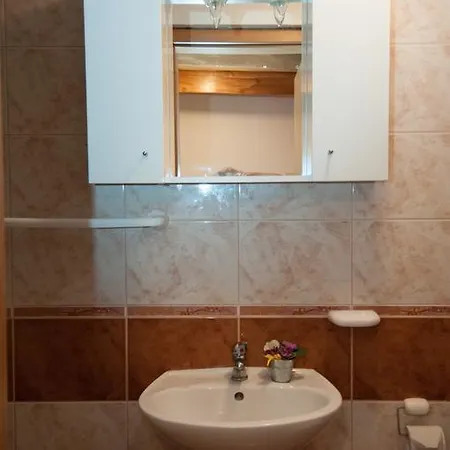 Apartment Tomic A-5 Lovran