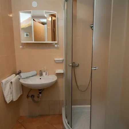 Apartment Tomic A-5 Lovran