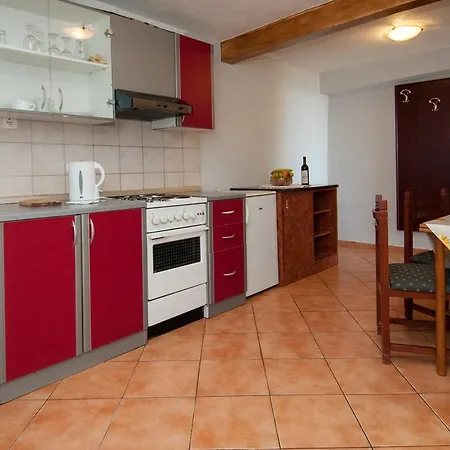 Apartment Tomic A-5